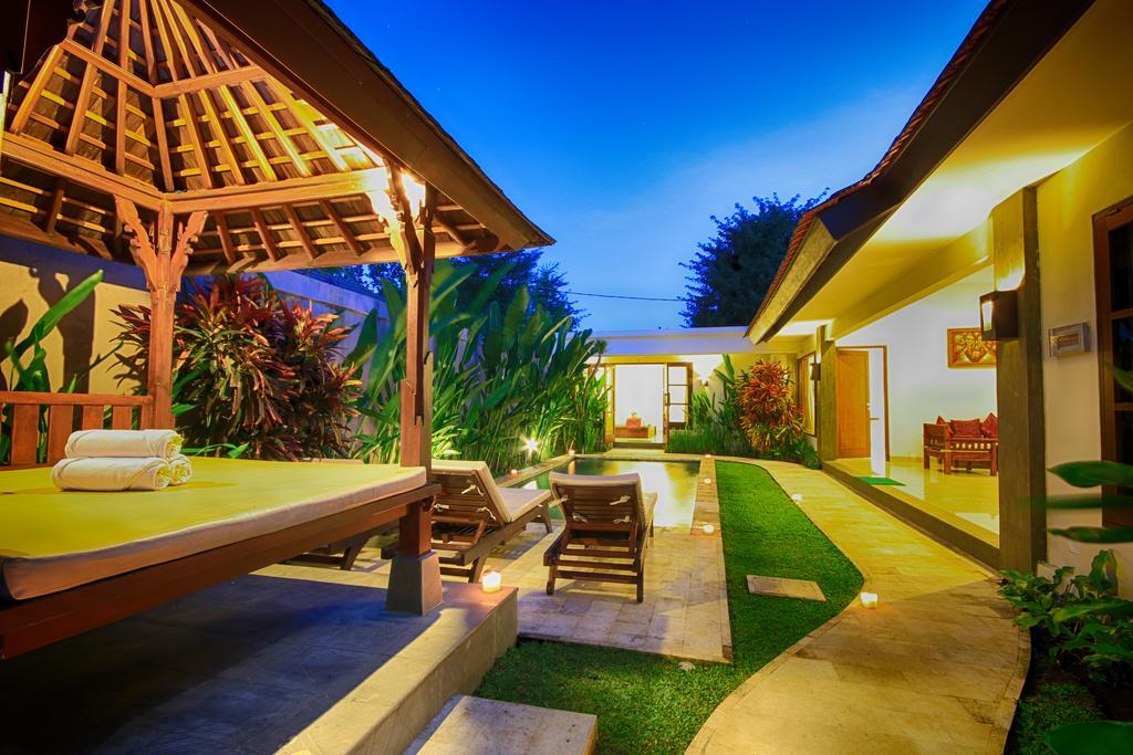 Bukit Kirana Villas Улувату Екстер'єр фото