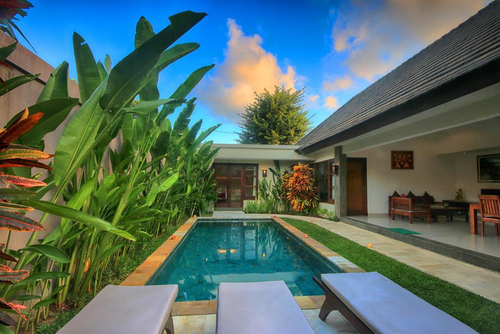 Bukit Kirana Villas Улувату Екстер'єр фото
